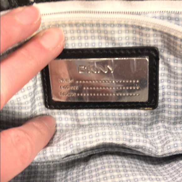 Black leather DKNY evening bag - Picture 3 of 8